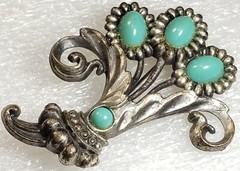Vintage Classic Art Deco/ Nouveau Turquoise Blue Cabochon Floral Flower Brooch