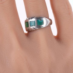 sz7 30’s-40’s Zuni sterling silver and turquoise flush inlay ring