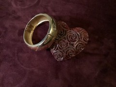 VINTAGE LAVIN PARIS GOLD ART DECCO BANGLE BRACELET. STUNNINGLY CHIC.