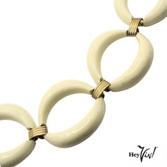 Vintage 1960s Mod Off White Enamel Link Bracelet Gold Tone Accents 7″ – Hey Viv