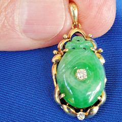 Original EARTH MINED JADEITE JADE DIAMOND Deco Pendant Vintage SOLID 14K GOLD