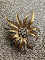 Vintage Signed Jomaz Joseph Mazer Rhinestone Chrisanthemum Brooch Pin