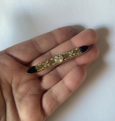 VINTAGE Art Deco Gold-tone Cubic Zirconia Center ONYX Bar Brooch Pin J308