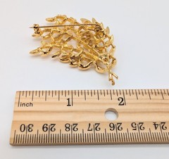 Leaves Leaf Brooch Pin Brushed Gold Tone Fall Autumn Foliage