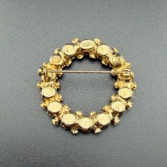 Weiss Brooch Pin 1.5in Amber Topaz Rhinestone Gold Tone Circle Wreath Vintage