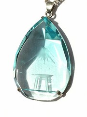 VINTAGE JAPAN MOUNT FUJI AQUAMARINE COLOR ETCHED CRYSTAL GLASS STERLING NECKLACE