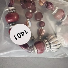 Vintage Lucite Necklace Wine Red Burgundy Silver Chunky Beads Shell PRETTY 1401