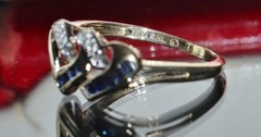 10k y/gold size 7 ring 0.18ct natural treated sapphire diamond heart 1.95g N2536