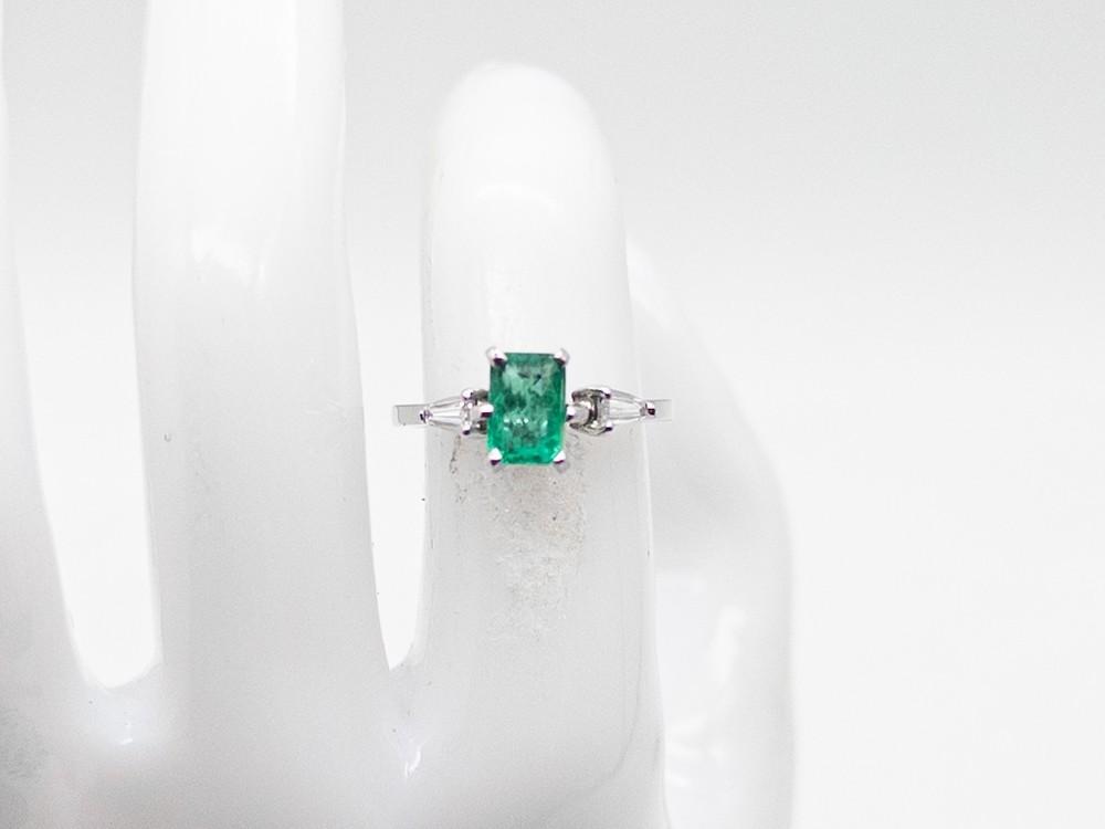 Vintage 1940s $4000 1.50ct AAA+++ Colombian Emerald Diamond 14k White Gold Ring