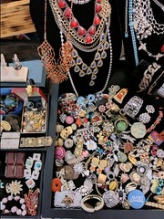 HUGE *REPAIR~HARVEST~CRAFT* Vintage & Costume Jewelry Lot RS * 350+ PCS 14+ Lbs