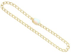 9.50Ct White Opal and 0.24Ct Diamond 15k Yellow Gold Necklace / Bracelet Set