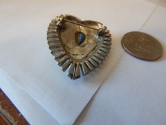 VTG 1930S?? UNUSUAL METAL HEART RHINESTONES BLUE CENTER STONE