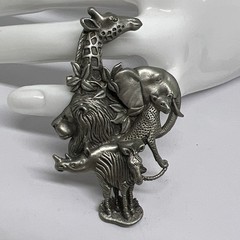 Animals Vintage Pewter Fable Brooch Pin Giraffe Zebra Lion Rhino Elephant Lion