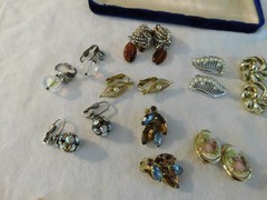 Vintage Earrings Lot Trifari Richelieu Napier Roman Marvella Lisner 1928 Capri