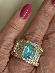 VTG. SZ.7 BLUE TOPAZ COLOR CLEAR CRYSTALSDOME COCKTAIL RING