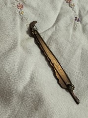 Vintage Blue Enamel Feather Brooch Pin Gold Tone Long Quill Nature Jewelry