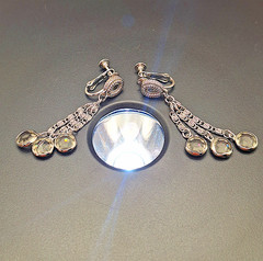 Vintage Silver-tone 3 Clear Crystal Drop Dangle Screw-Hinge-Clip On Earrings