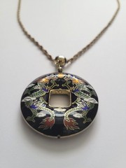 Vintage Chinese/Asian cloisonne enamel pendant necklace w/ double dragon motifs