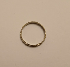 ANTIQUE 18K WHITE GOLD RING,SIZE 6.