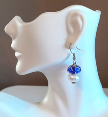 Vintage Artisan Handmade Silver Tone Blue Glass Beaded 1″ Dangle/Drop Earrings