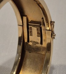 Estate 14K RGP Etched Victorian Wide Hinged Bangle Bracelet Sz 7 1/4 Germany EUC