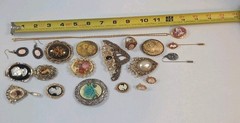 Vintage Estate Jewelry Lot Brooches Ring Locket Pendant Cameo Victorian Style