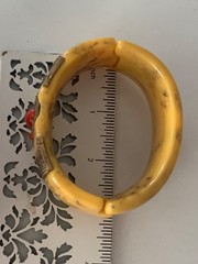 VINTAGE BRACELET IN THE CUFF OR CLAMP STYLE MADE OF PLASTIC IN THE MUGHUL STYLE!