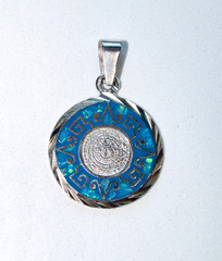 VINTAGE AZTEC CALENDAR FINE STERLLING SILVER 950 OPAL ENAMEL INLAY PENDANT