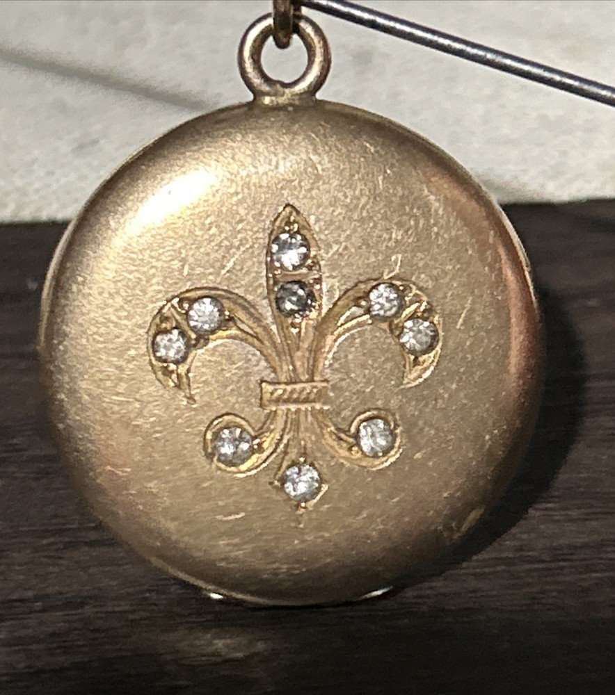 Vtg 8g W&H Wightman & Hough Co. Gold Fill Deco Photo Locket Pendant Fleur De Lis
