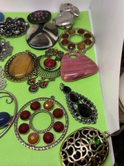 pendant lot gold tone silver tone brass multicolor stones vtg beautiful pieces