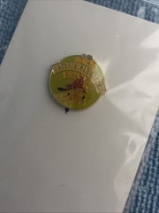 VINTAGE DISNEY ADVENTURE LAND GOOFY FIREMAN LAPEL PIN BROOCH ! RETIRED !