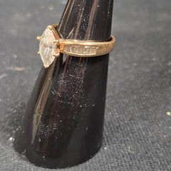 Vintage 10K Yellow Gold Engagement Ring Marquise Cut Stone- 2.17g Size 4.25