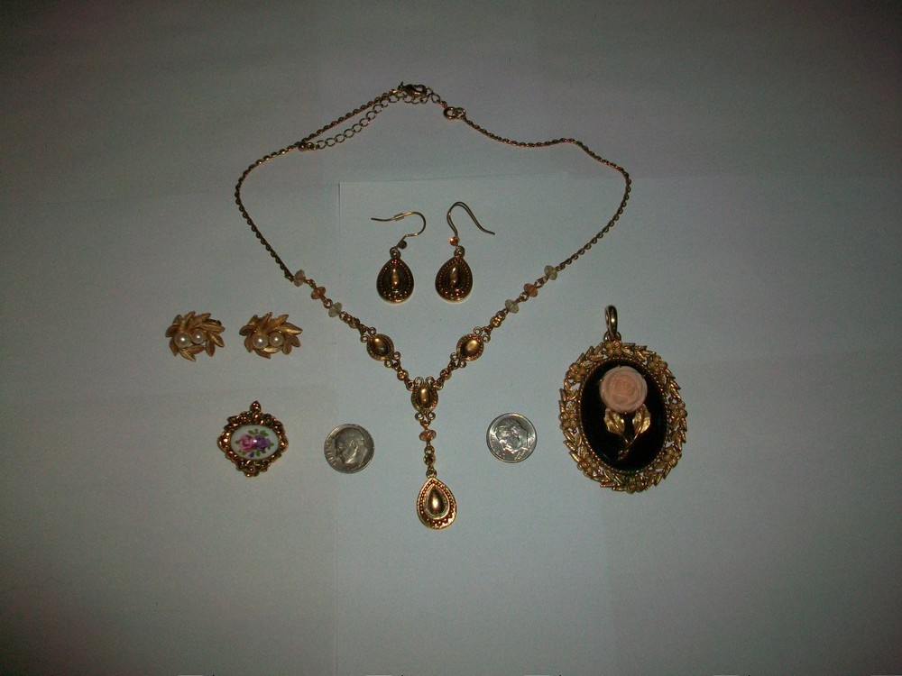 Vintage Avon Jewelry Lot – All Signed