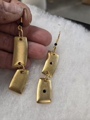 Vtg nos brushed gold tone black rhinestone pierced Earrings