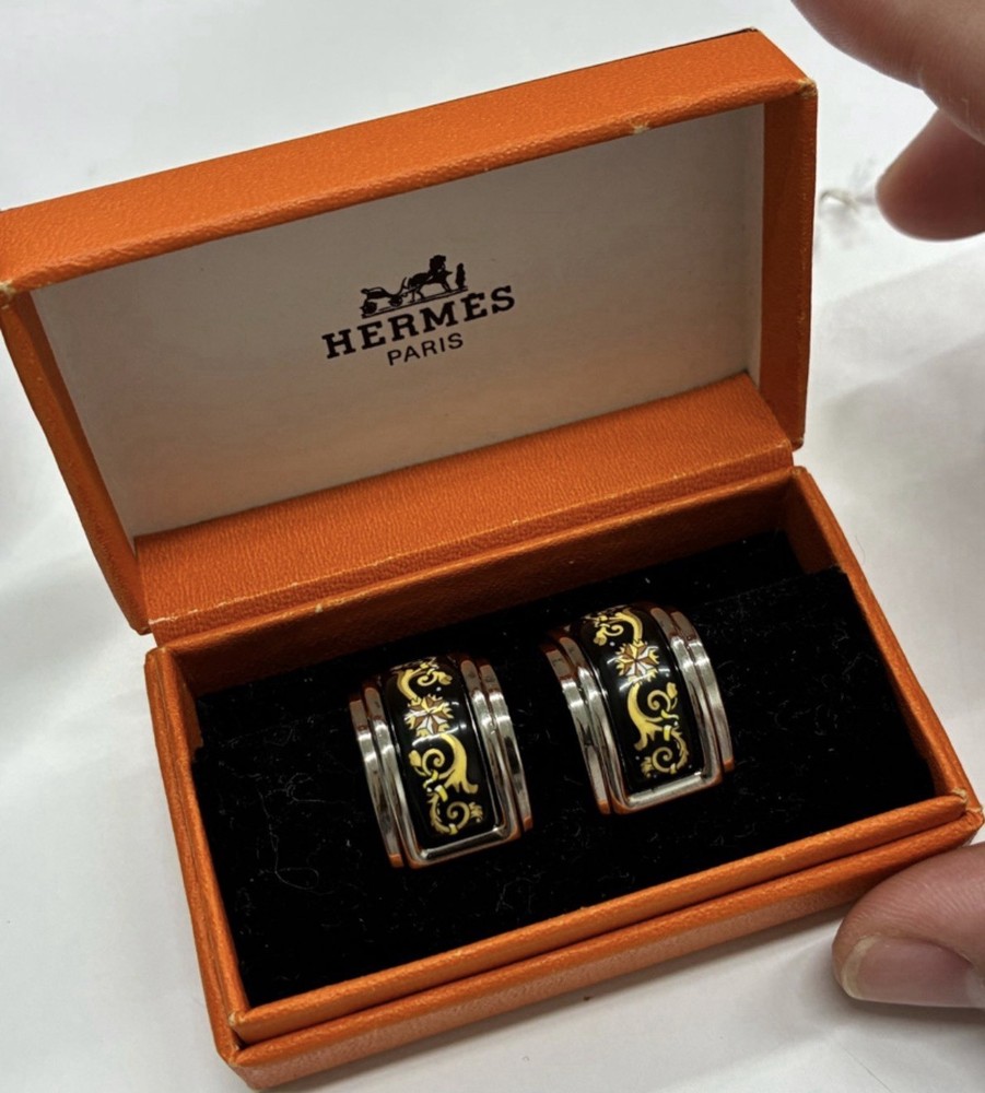 Hermes Vintage Cloisonne’ Luxury Enamel Floral Clip On Earrings in original box