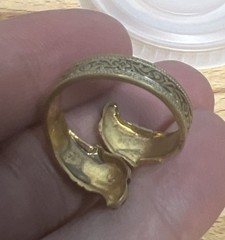 VTG Spain Damascene Metal Coiled Ring Double Eagle Head Scroll-work Golden-color