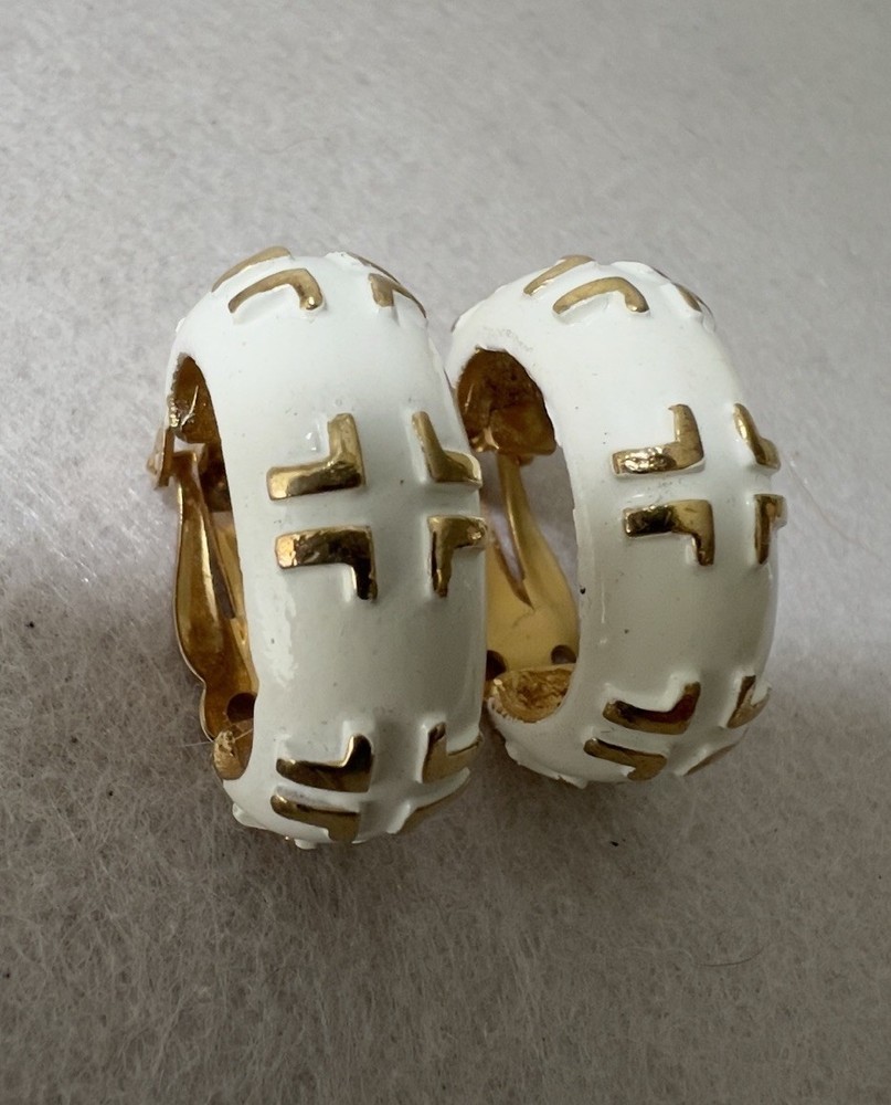 Vintage LANVIN PARIS Logo Enamel Gold Tone Clip Earrings – 1” Long – Estate