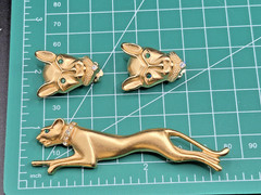 VTG JACKIE COLLINS Panther Set In Box Brooch Clip Earrings Gold Tone Rhinestones