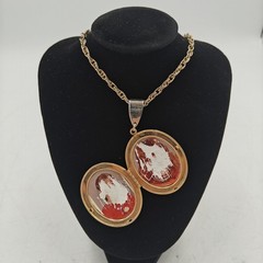 Vintage Gold Tone Double Heart Oval Hook On Locket Pendant ~20” Chain