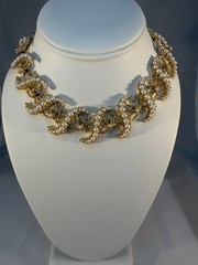Rare Vintage 1950s 1960s Coastal Theme Faux Pearl Segmented Collar Necklace