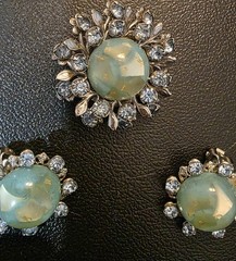 Vintage Cabochon Brooch Pin Earring Set Blue Green Artsy Stone Rhinestones