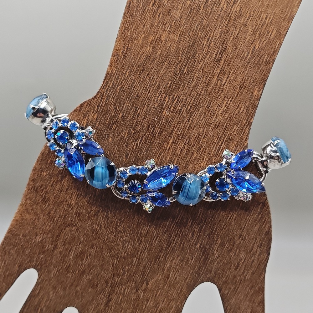 Vintage Juliana D&E 5 Link Bracelet Blue AB Rhinestones Moonglow Cat Eyes Sz 6.5
