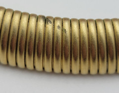 Vintage Matte Gold-Tone Omega Chain Choker Necklace 17 Inches Fold Over Clasp
