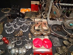 Vintage Jewelry Lot Earring Necklace Bracelet Over 6lbs + Estate Mix PLS READ