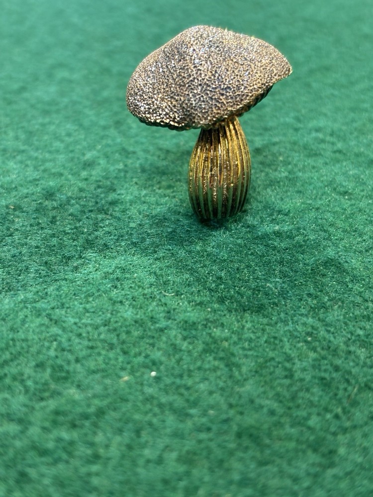 Vintage 1970’s Sterling Silver Vermile Signed Les Bernard Mini Mushroom Pin