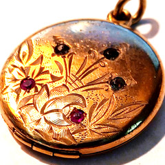 Antique Vtg RBM Bee Atrice Beatrice Gold Filled GF Locket Charm Floral 24mm wide
