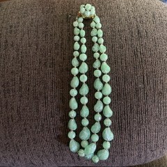 Vintage Teal/Green Beads Necklace WESTERN GERMANY. 15.5 Inches Beautiful Clasp
