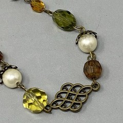 Glass Bead Bracelet Antique Gold Tone Green Yellow Brown Faux Pearl Acrylic 7.25