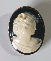 Vintage Glossy Black & White Cameo Portrait Brooch w Gold-tone Frame & C-clasp