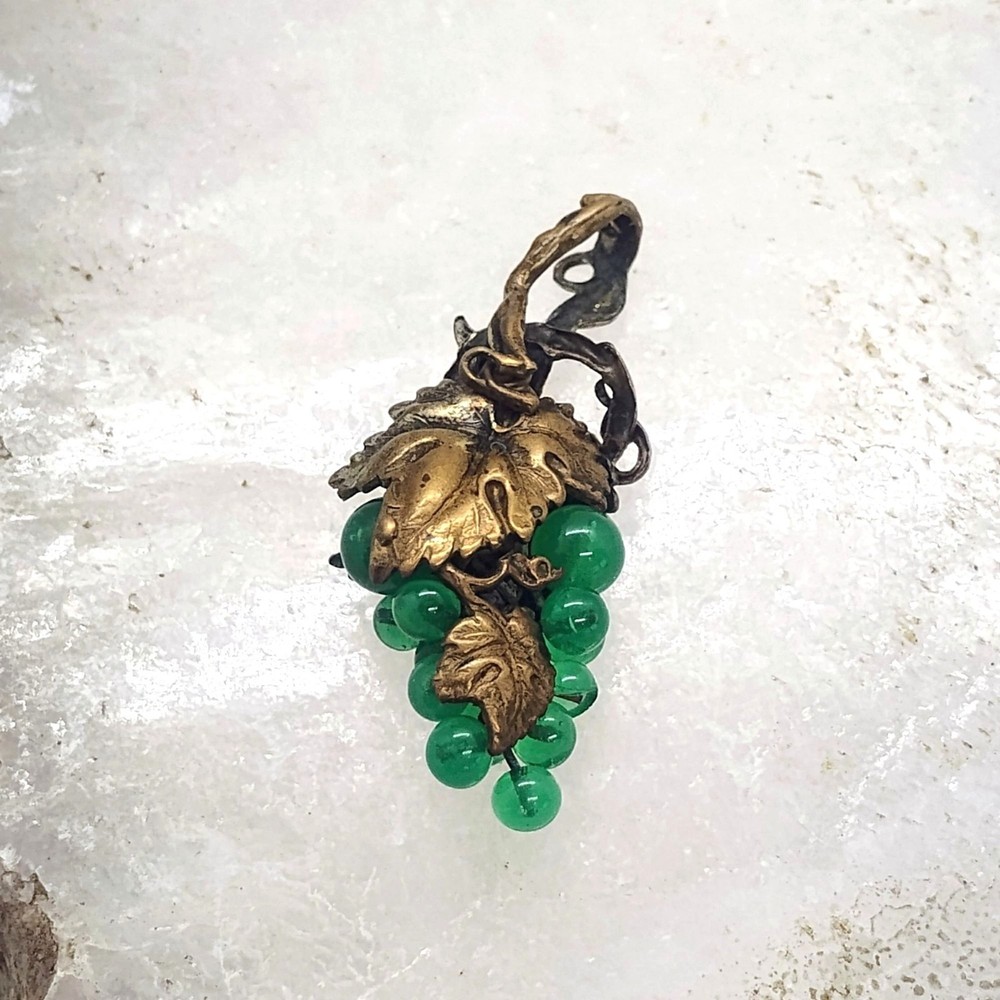 Vintage Green Jade Bead Grape Cluster Pendant w/Gold Tone Brass Leaves Detail 2″
